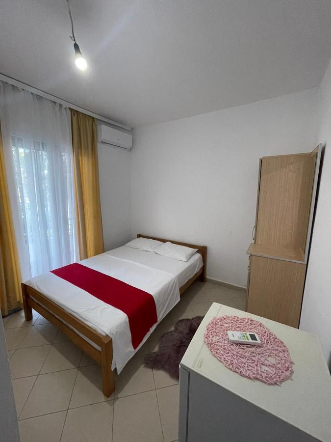 Aparthotel Vila Tufi Velipojë Buitenkant foto