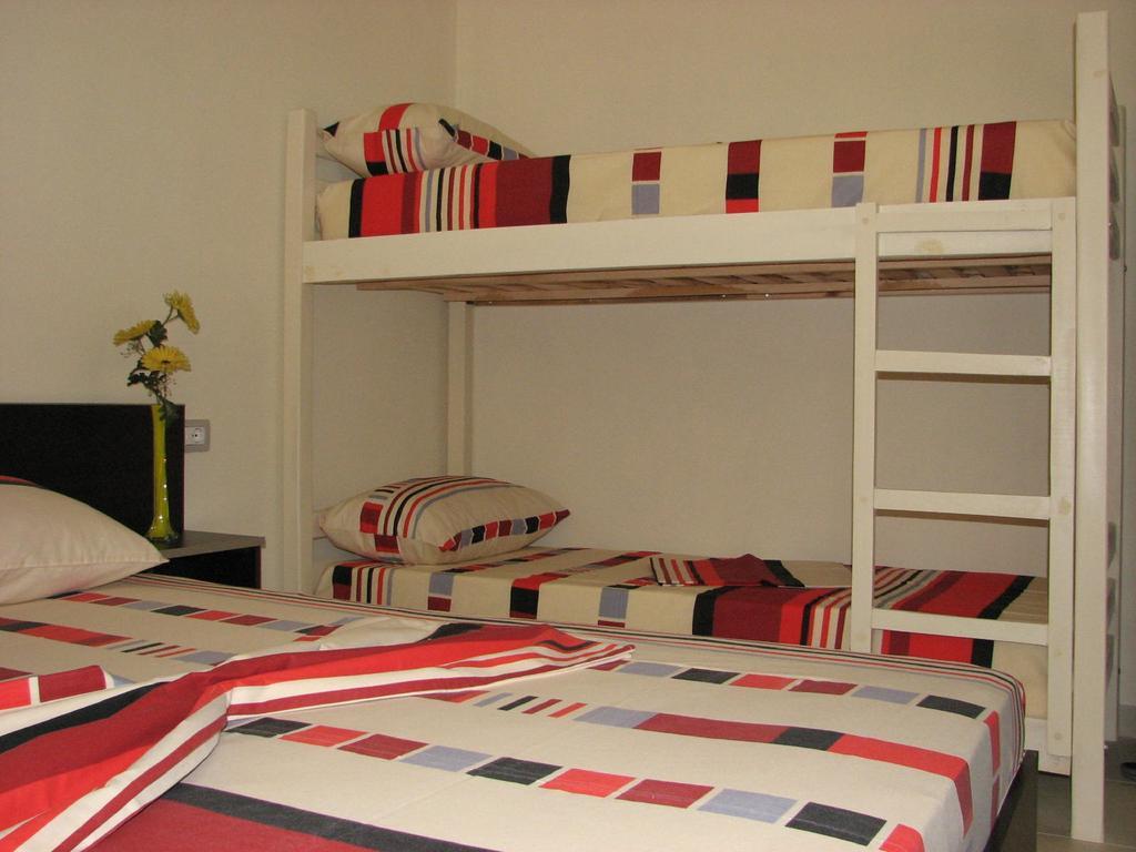 Aparthotel Vila Tufi Velipojë Buitenkant foto