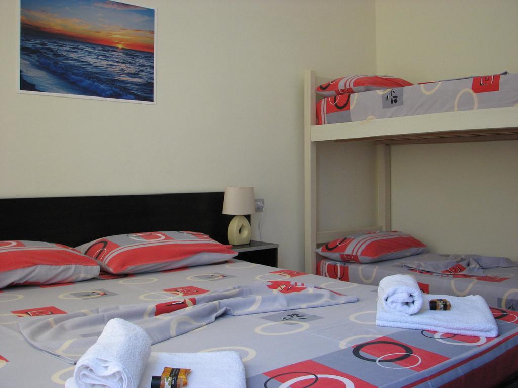 Aparthotel Vila Tufi Velipojë Buitenkant foto