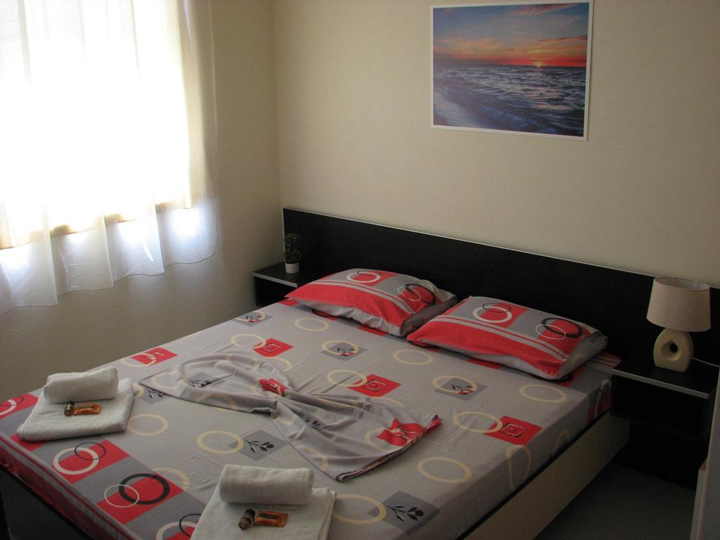 Aparthotel Vila Tufi Velipojë Buitenkant foto