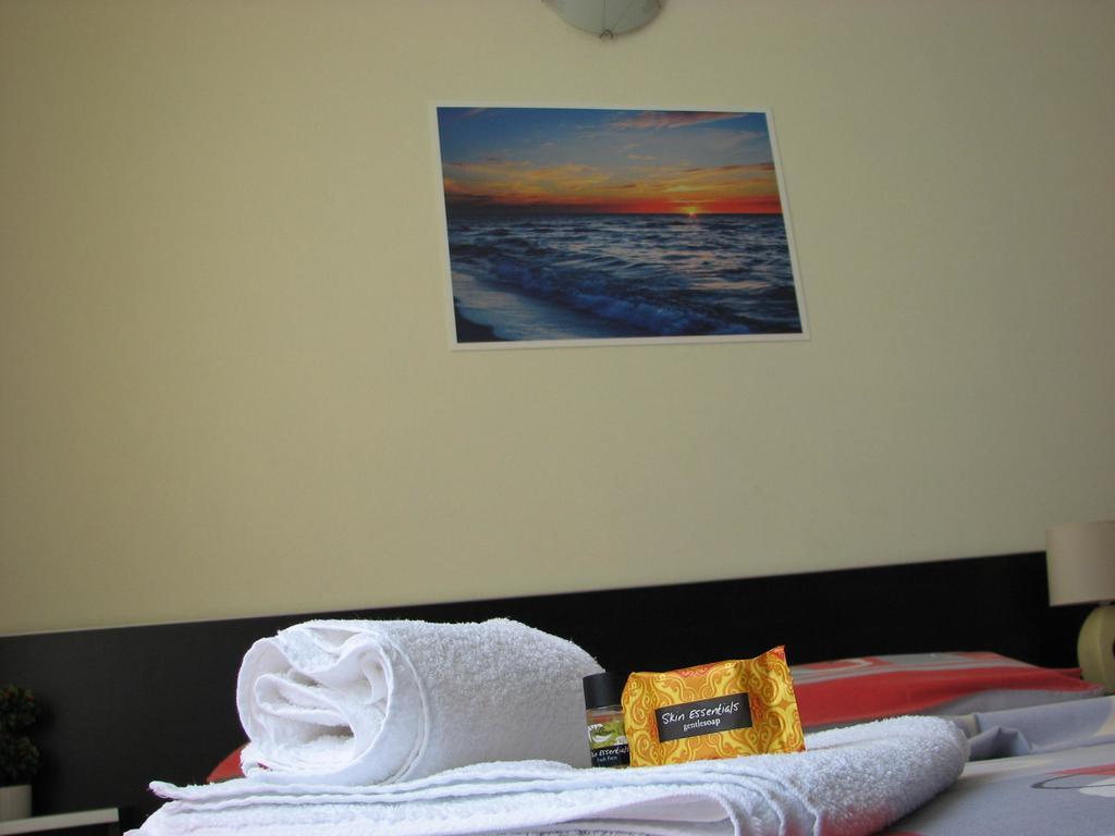 Aparthotel Vila Tufi Velipojë Buitenkant foto