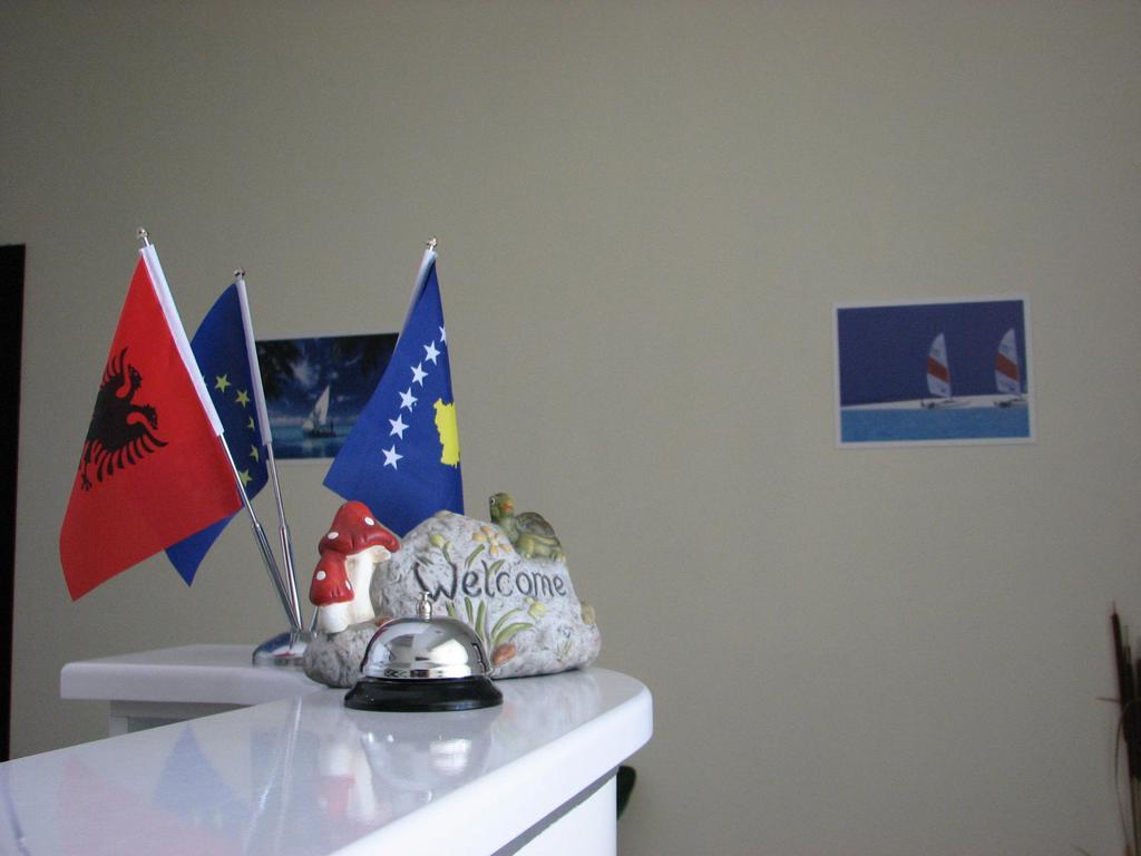 Aparthotel Vila Tufi Velipojë Buitenkant foto