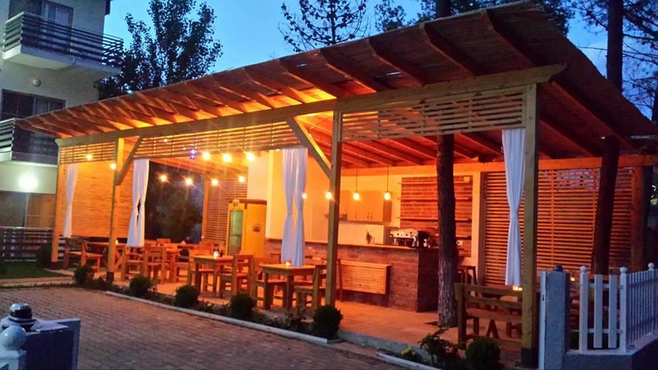 Aparthotel Vila Tufi Velipojë Buitenkant foto
