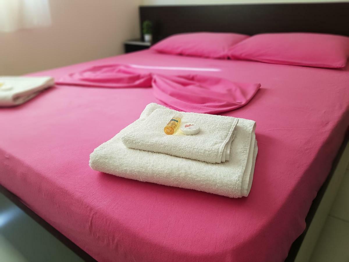 Aparthotel Vila Tufi Velipojë Buitenkant foto